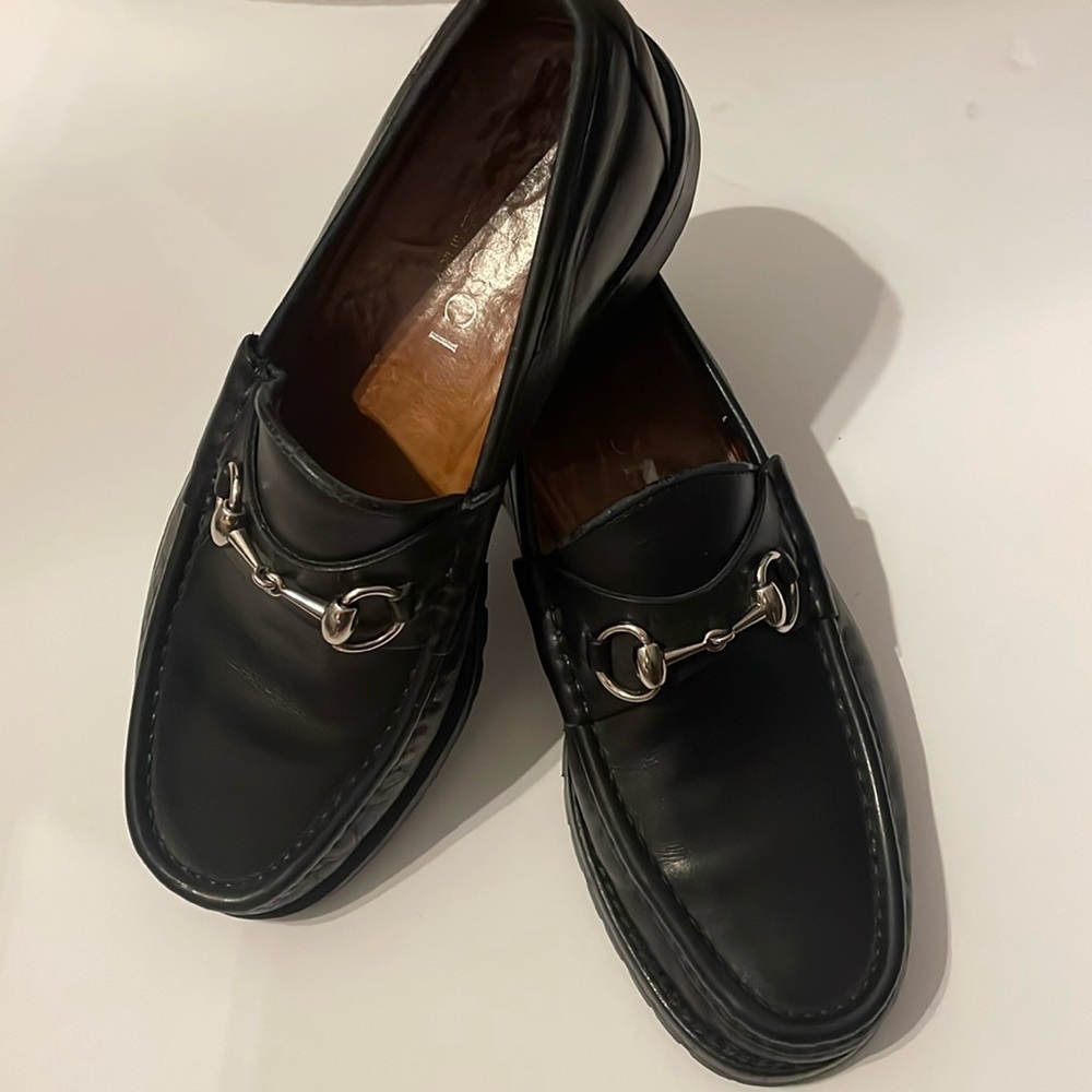 - Gucci Leather Horsebit Loafers(men)